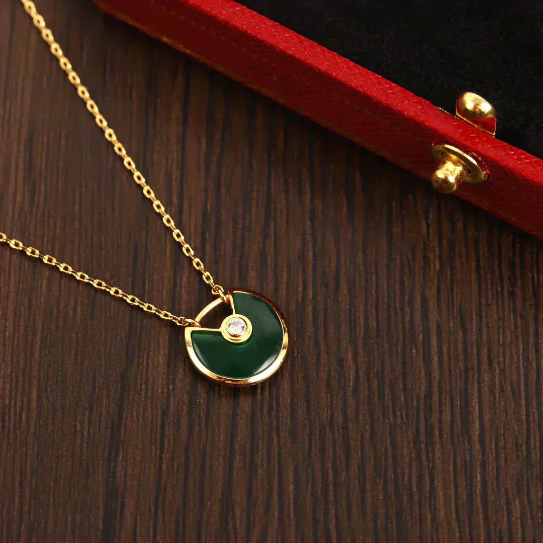 [Luna Brilliance]AMULETTE GOLD MALACHITE NECKLACE