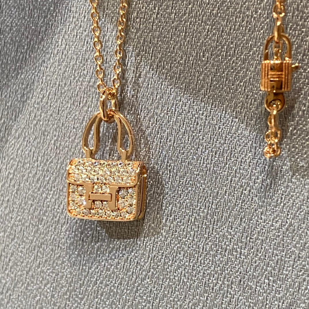 [Luna Brilliance]CONSTANCE PEDANT DIAMOND NECKLACE