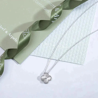[Luna Brilliance]CLOVER  15MM DIAMOND LASER NECKLACE SILVER