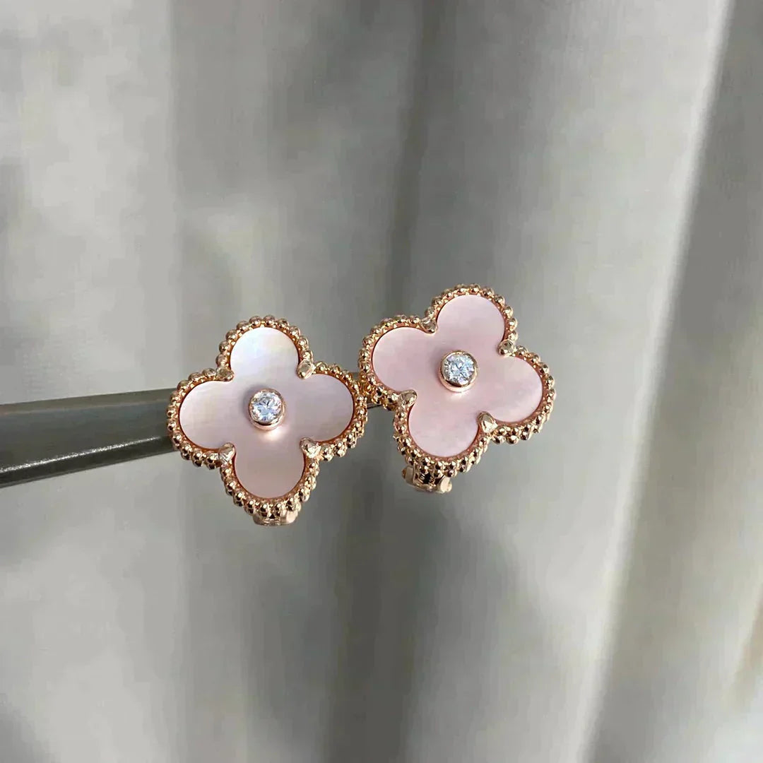 [Luna Brilliance]CLOVER MEDIUM 1 MOTIFS  PINK MOP DIAMOND EARRINGS