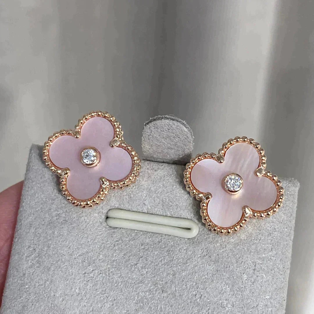 [Luna Brilliance]CLOVER MEDIUM 1 MOTIFS  PINK MOP DIAMOND EARRINGS