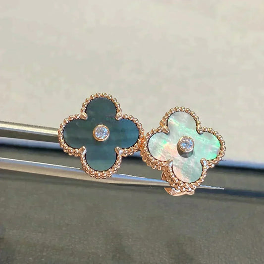[Luna Brilliance]CLOVER MEDIUM 1 MOTIFS GRAY MOP  DIAMOND EARRINGS
