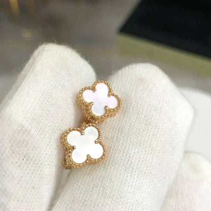 [Luna Brilliance]CLOVER MINI 9.5MM WHITE MOP EARRINGS