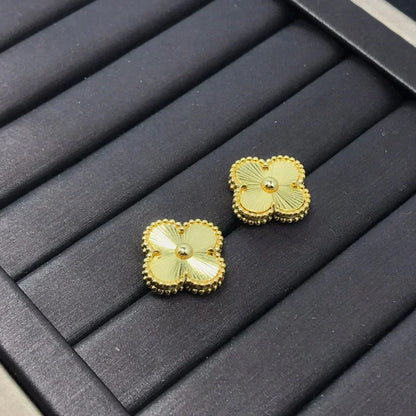 [Luna Brilliance]CLOVER MINI 9.5MM LASER EARRINGS