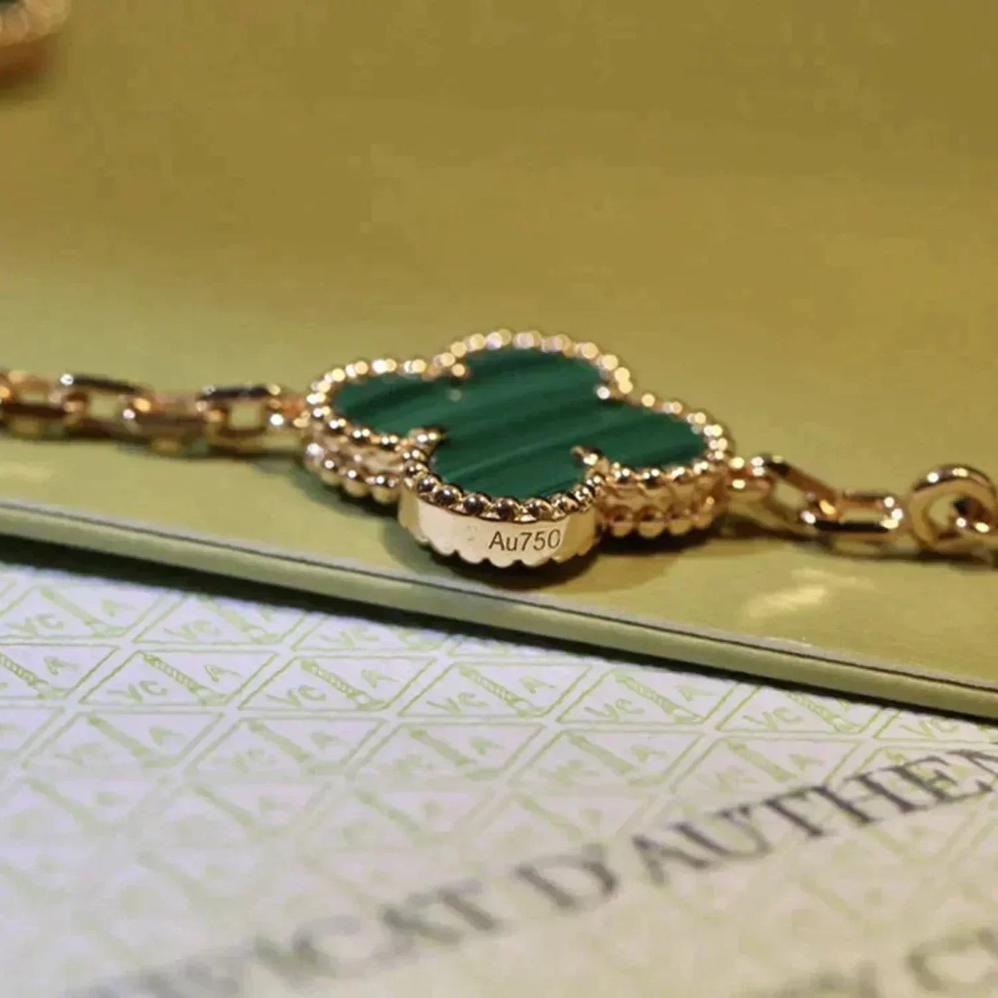 [Luna Brilliance]CLOVER 5 MOTIFS MALACHITE BRACELET
