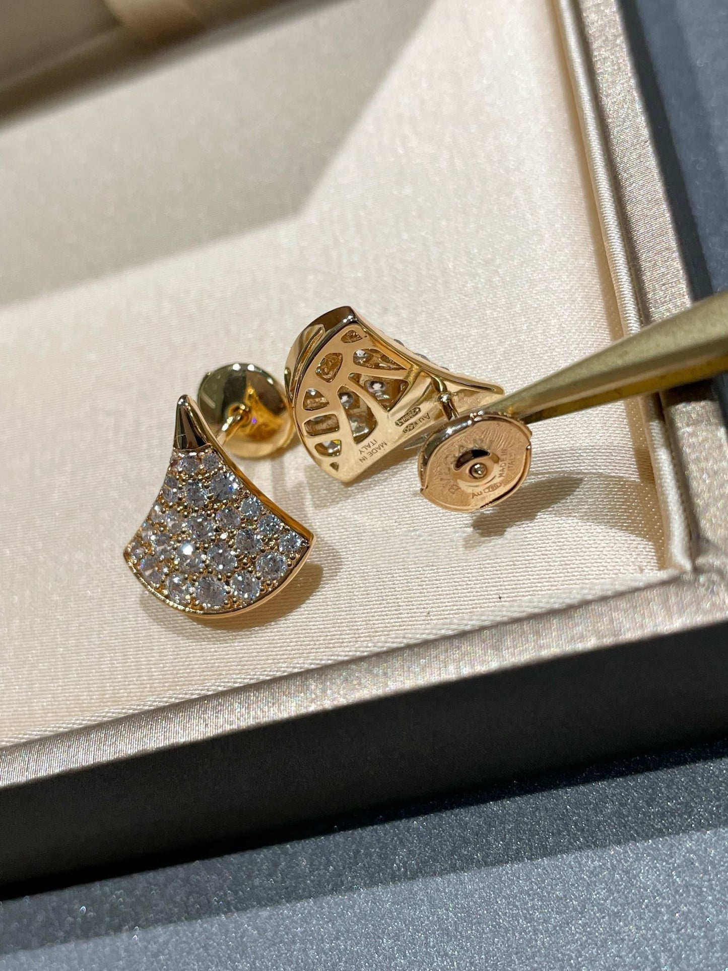 [Luna Brilliance]DREAM STUD EARRINGS DIAMOND