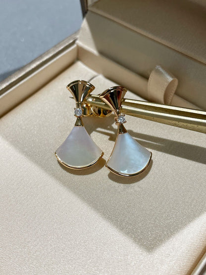 [Luna Brilliance]DREAM MOP 1 DIAMOND EARRINGS