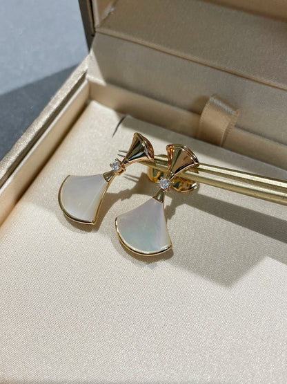 [Luna Brilliance]DREAM MOP 1 DIAMOND EARRINGS
