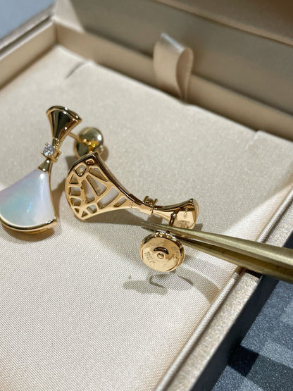 [Luna Brilliance]DREAM MOP 1 DIAMOND EARRINGS