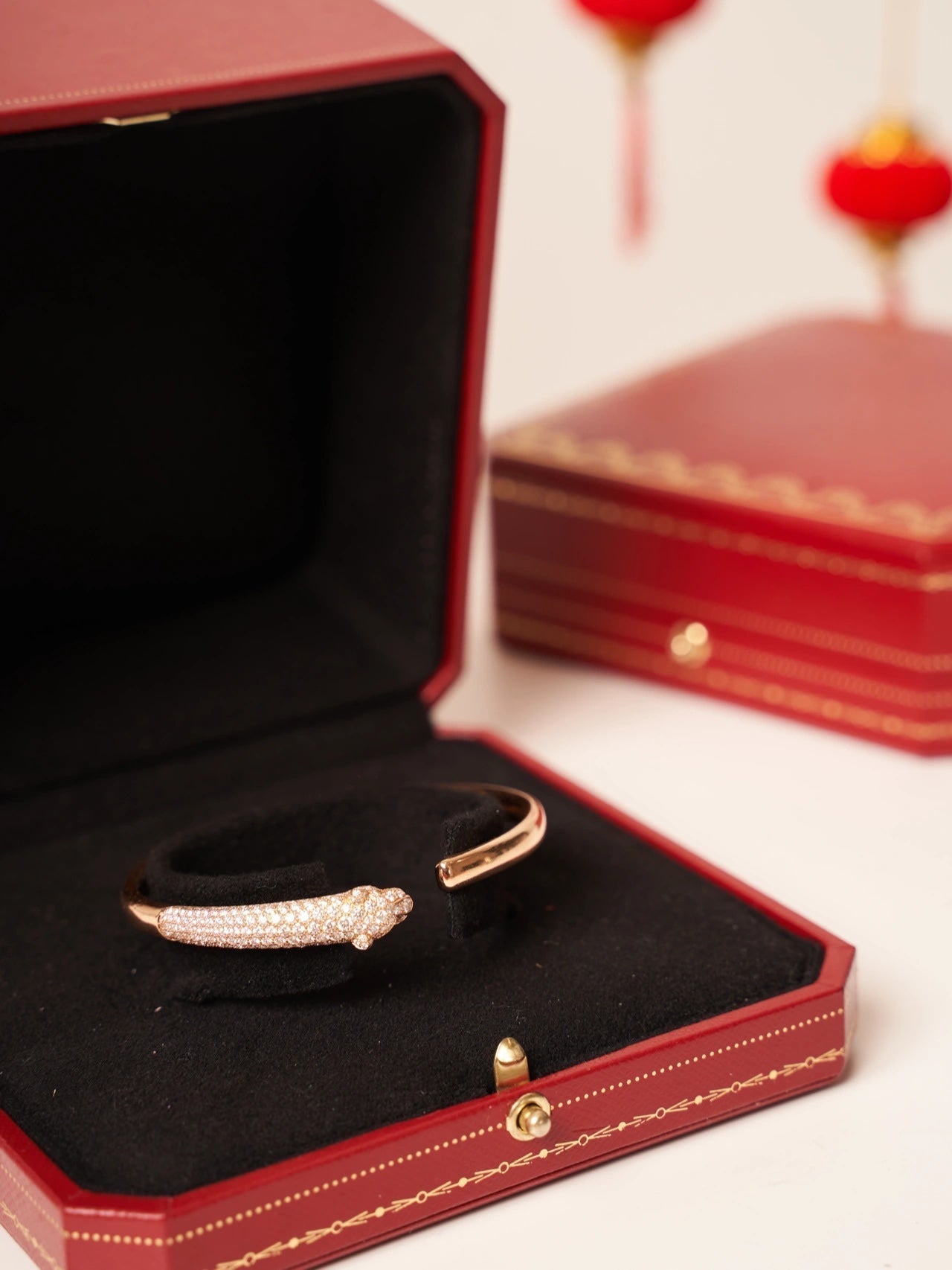 [Luna Brilliance]PANTHERE ROSE GOLD DIAMOND OPEN BRACELET