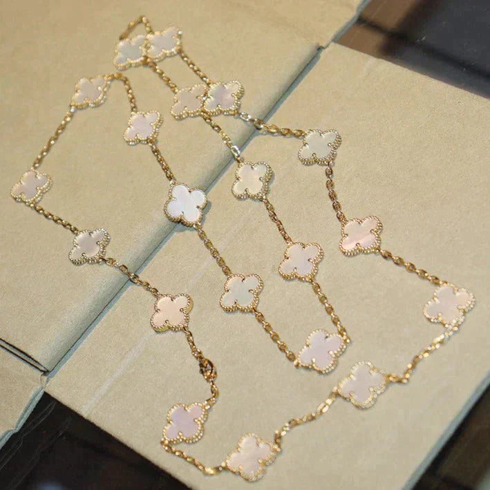[Luna Brilliance]CLOVER 20 MOTIFS WHITE MOP NECKLACE