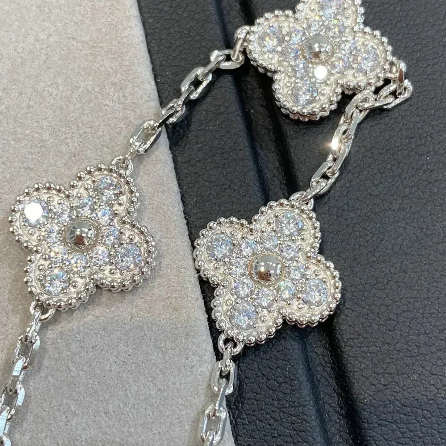 [Luna Brilliance]CLOVER 5 MOTIFS  DIAMOND BRACELET SILVER