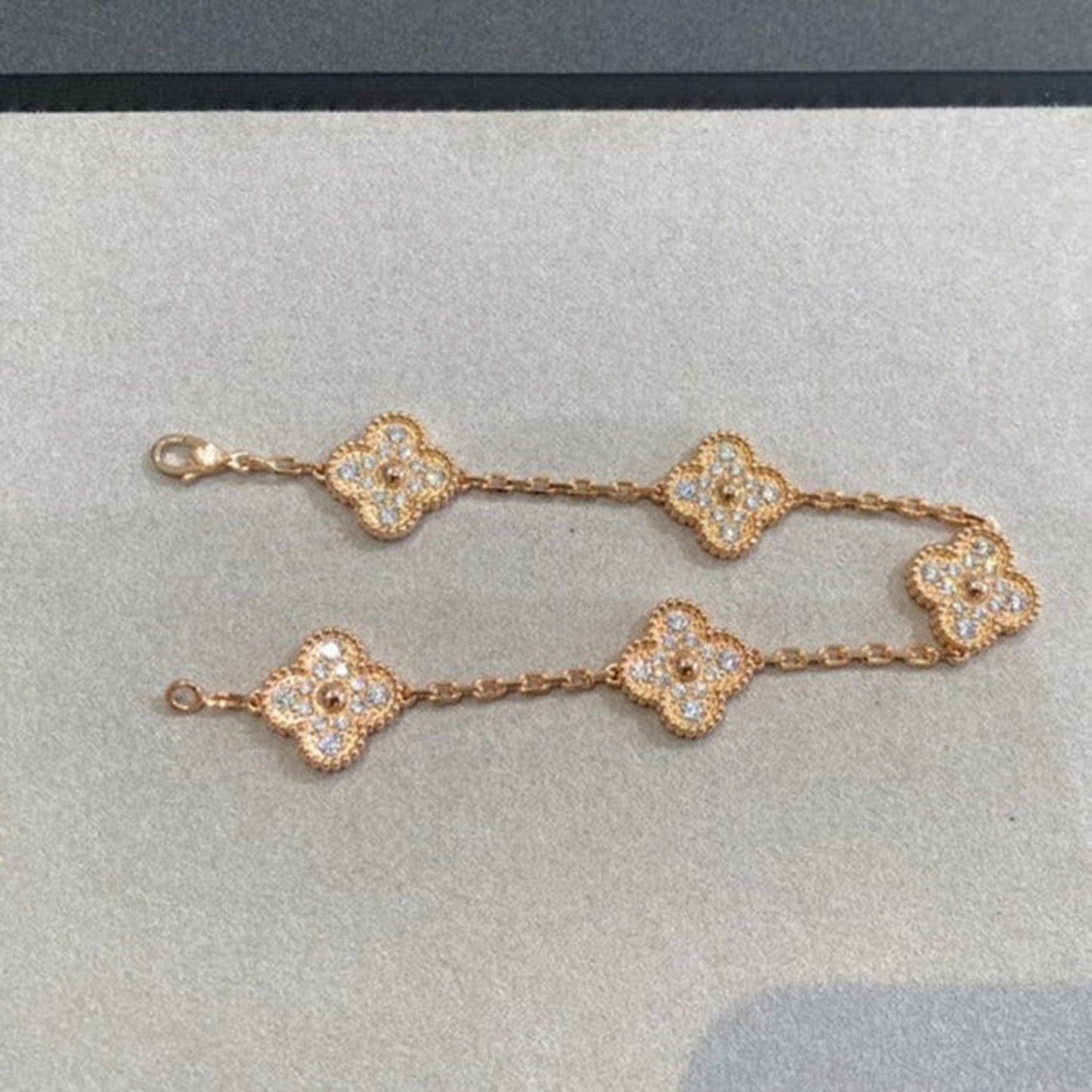 [Luna Brilliance]CLOVER 5 MOTIFS  FULL DIAMOND BRACELET
