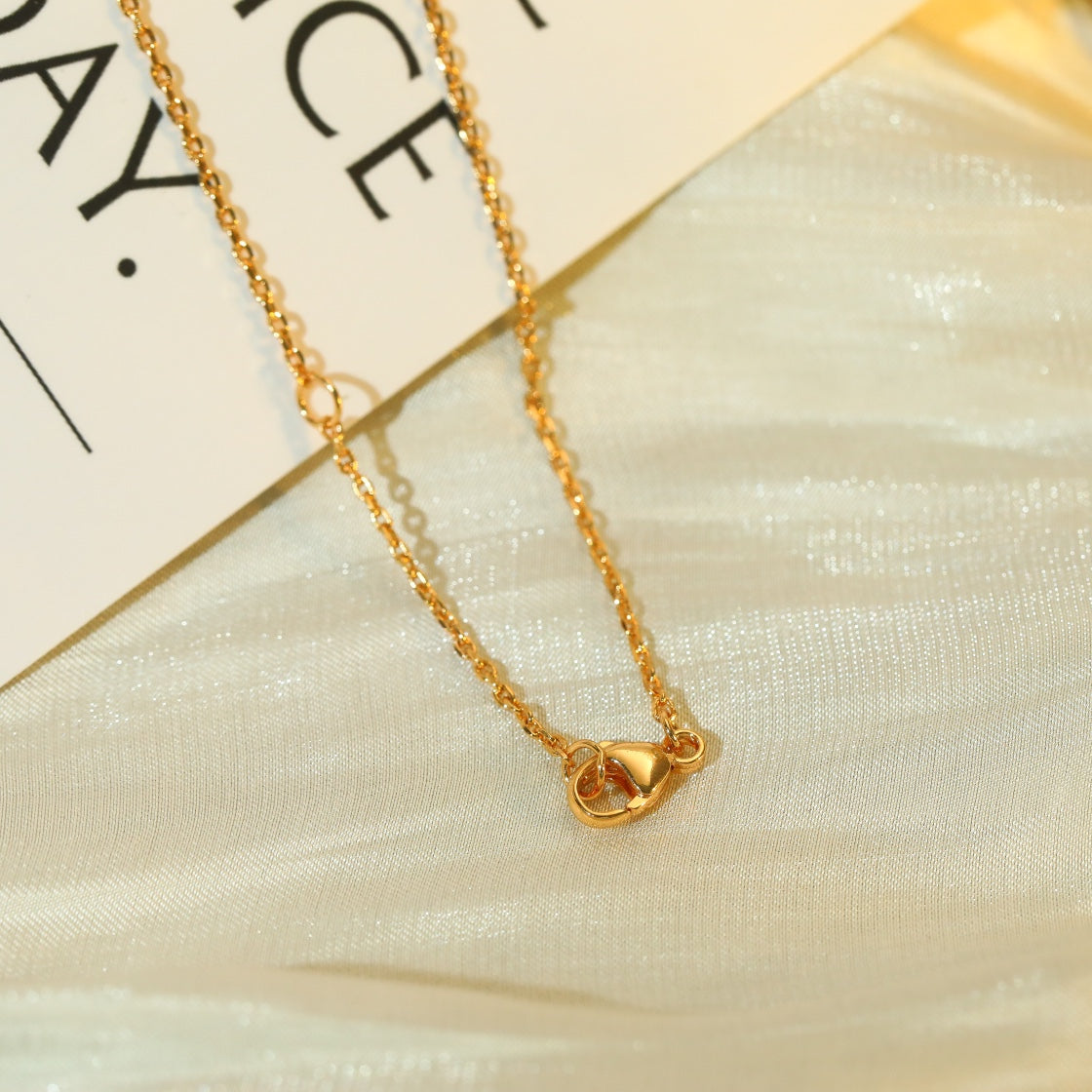 [Luna Brilliance]VOLT SILVER DIAMOND PEDANT NECKLACE