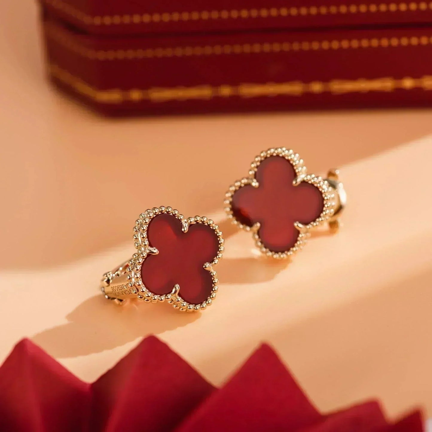 [Luna Brilliance]CLOVER MEDIUM 1 MOTIFS CARNELIAN  EARRINGS