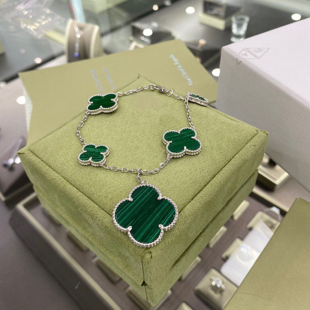 [Luna Brilliance]CLOVER 5 MOTIFS SIVLER MALACHITE BRACELET