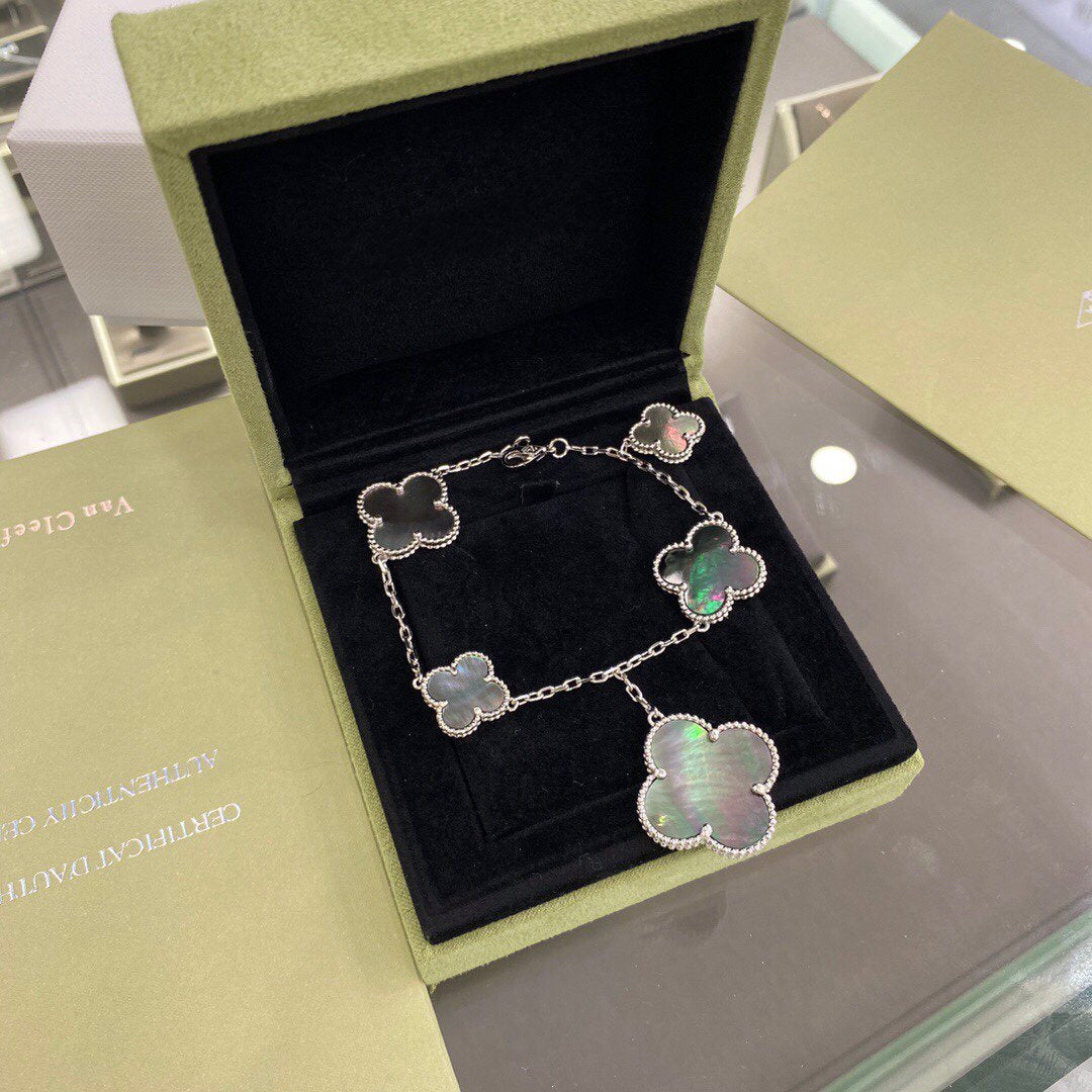 [Luna Brilliance]CLOVER 5 MOTIFS SIVLER DARK MOP BRACELET
