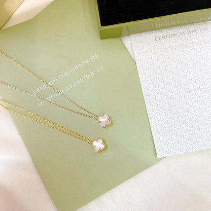 [Luna Brilliance]CLOVER MINI 9.5MM WHITE MOTHER-OF-PEARL NECKLACE