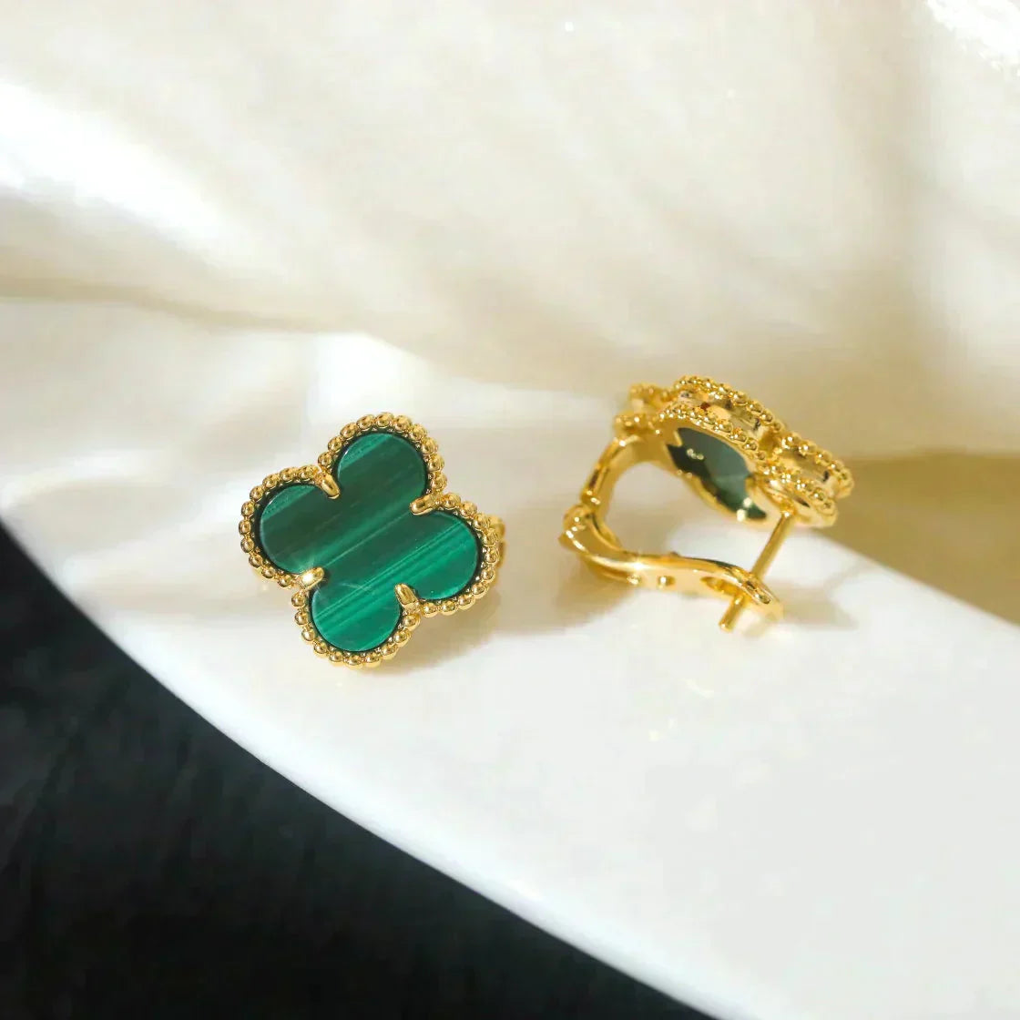[Luna Brilliance]CLOVER MEDIUM 1 MOTIFS MALACHITE  EARRINGS