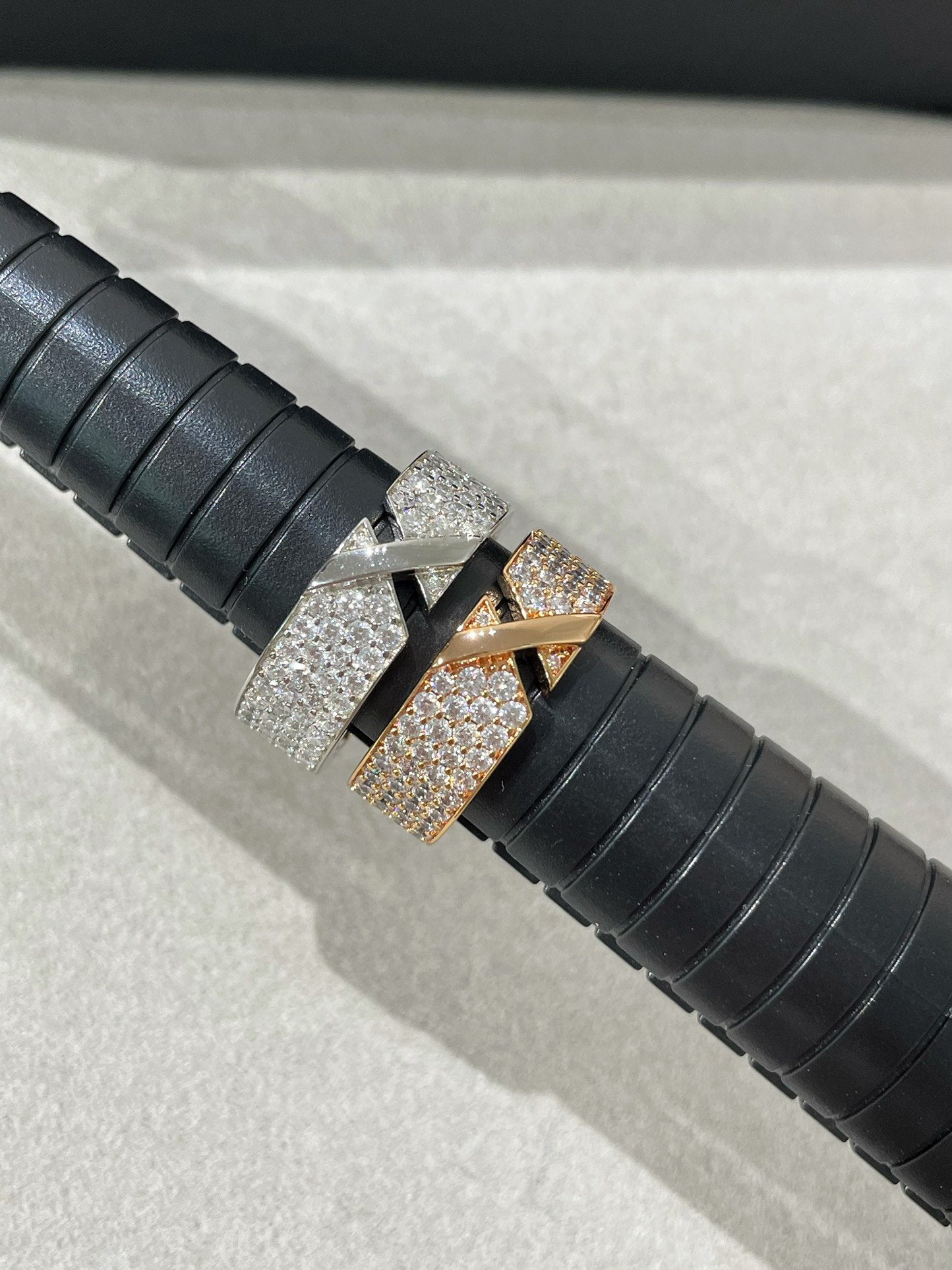 [Luna Brilliance]LIENS EVIDENCE  DIAMOND PAVED RING