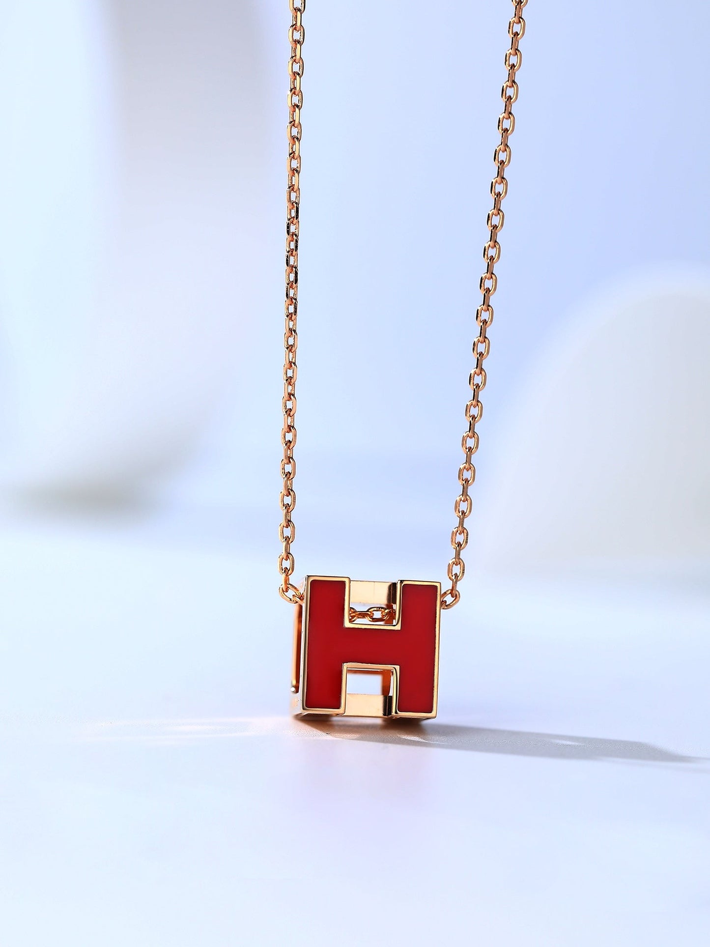 [Luna Brilliance]H CAGE PINK GOLD NECKLACE
