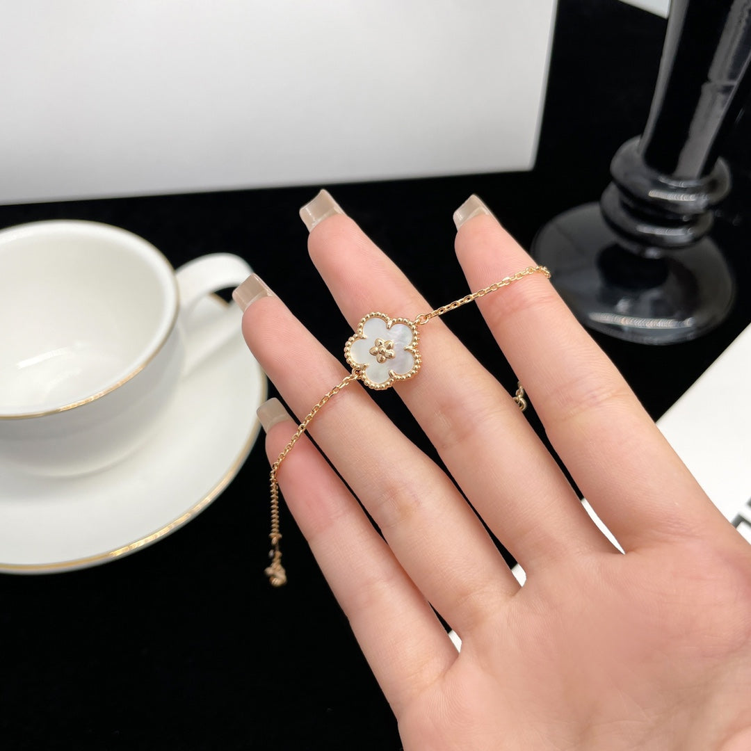 [Luna Brilliance]LUCKY SPRING ROSE GOLD MOP BRACELET