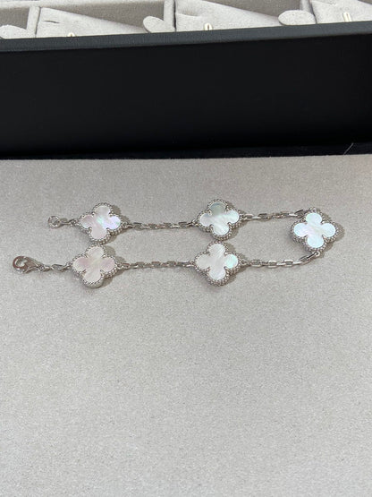 [Luna Brilliance]CLOVER SILVER MOP 5 MOTIF BRACELET