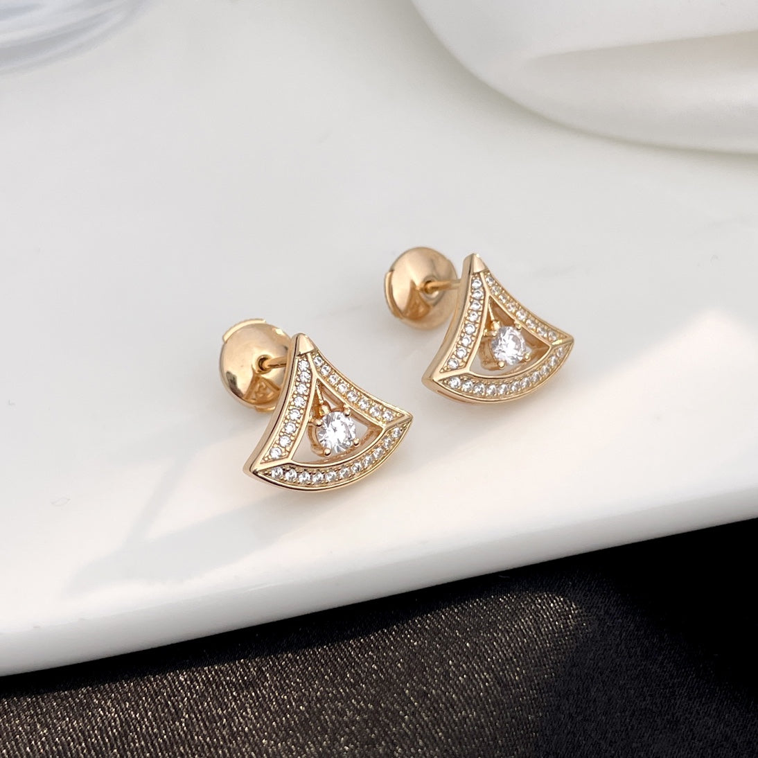 [Luna Brilliance]DREAM MINI DIAMOND STUD EARRINGS