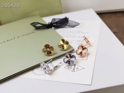 [Luna Brilliance]CLOVER MEDIUM STUD EARRINGS