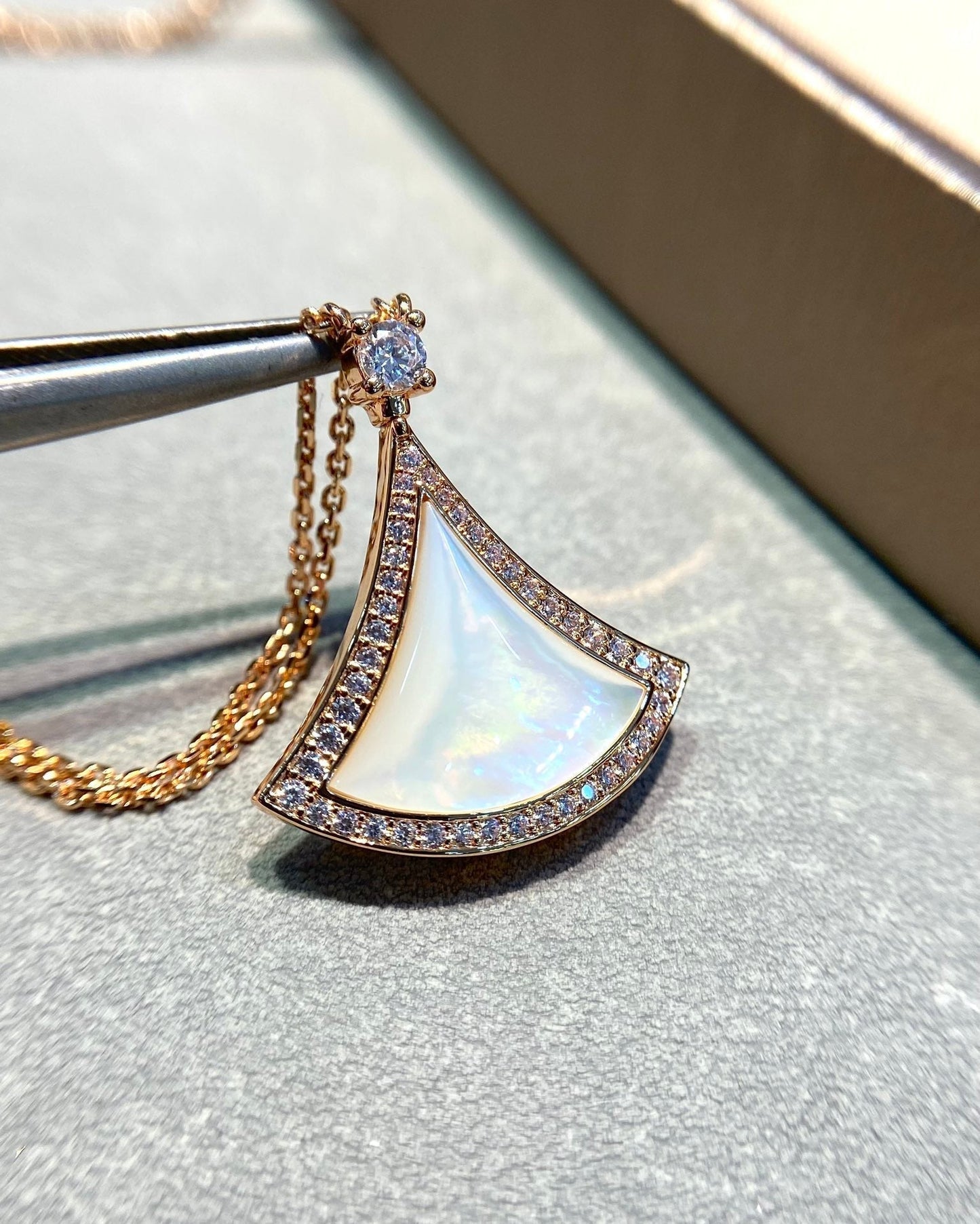 [Luna Brilliance]DREAM MOP DIAMOND PAVED PINK GOLD NECKLACE