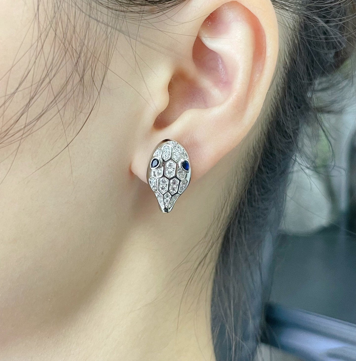 [Luna Brilliance]SERPENT DIAMOND STUD EARRINGS