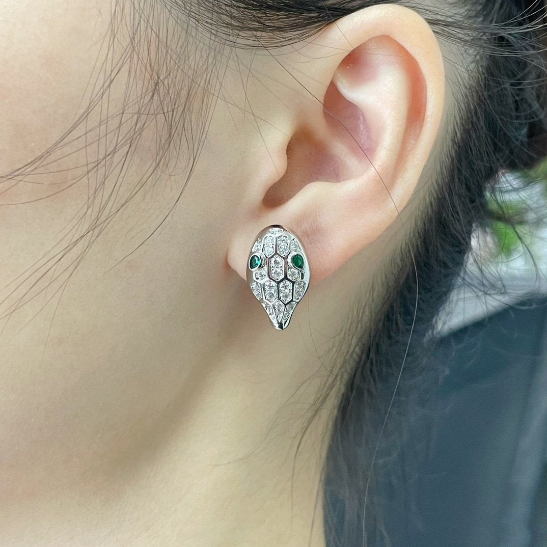 [Luna Brilliance]SERPENT DIAMOND STUD EARRINGS