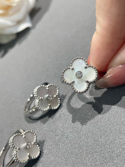 [Luna Brilliance]CLOVER SILVER MOP DIAMOND RING