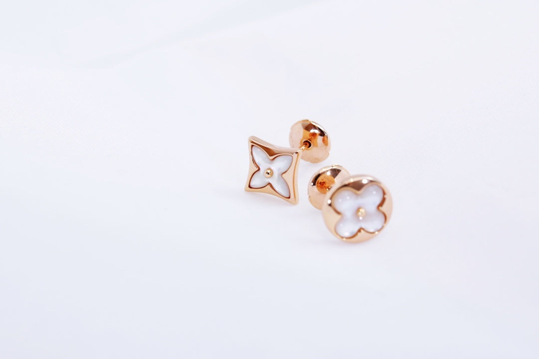 [Luna Brilliance]STAR AND SUN PINK GOLD MOP STUD EARRINGS