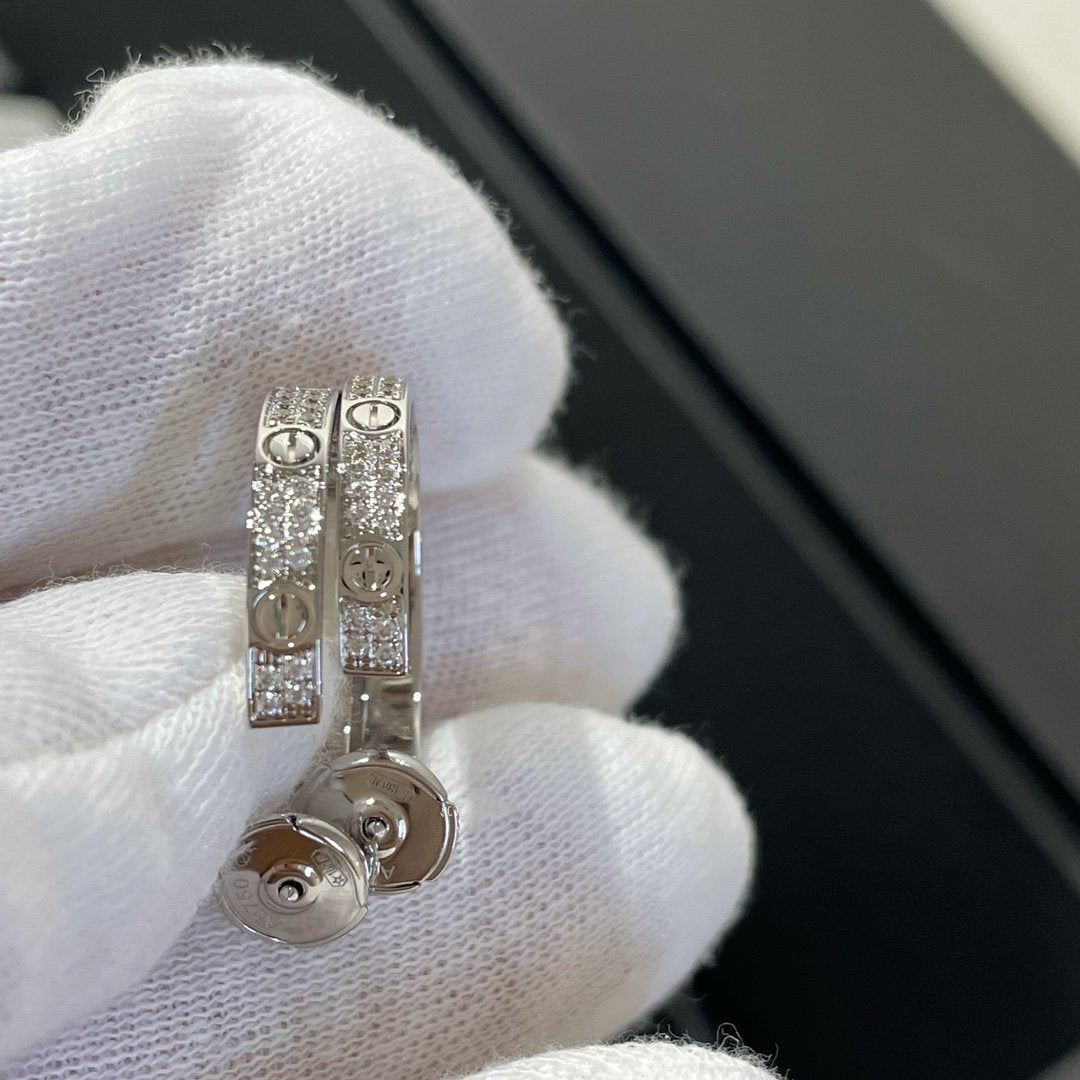 [Luna Brilliance]LOVE DIAMOND SILVER HOOP EARRINGS