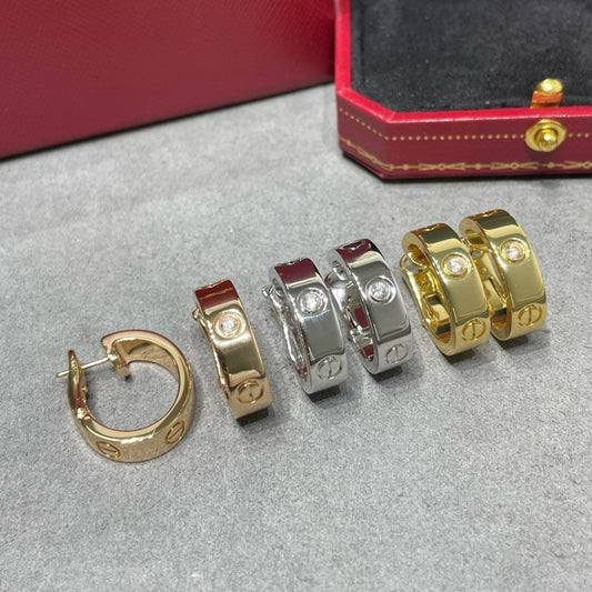 [Luna Brilliance]LOVE 5.5MM 1 DIAMOND EARRINGS