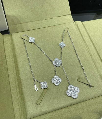 [Luna Brilliance]CLOVER 6 MOTIF DIAMOND PAVED NECKLACE