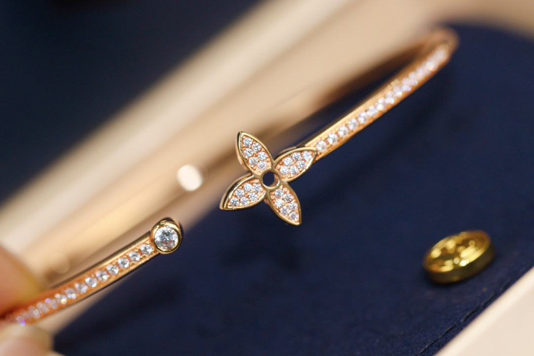 [Luna Brilliance]IDYLLE PINK GOLD OPEN BRACELET DIAMOND PAVED
