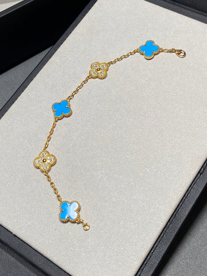 [Luna Brilliance]CLOVER 5 MOTIF BLUE CHALCEDONY DIAMOND GOLD BRACELET