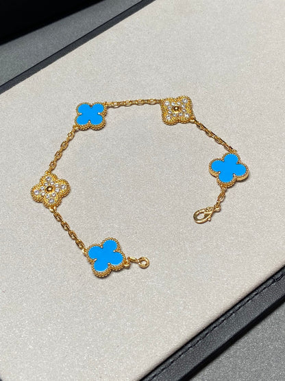[Luna Brilliance]CLOVER 5 MOTIF BLUE CHALCEDONY DIAMOND GOLD BRACELET