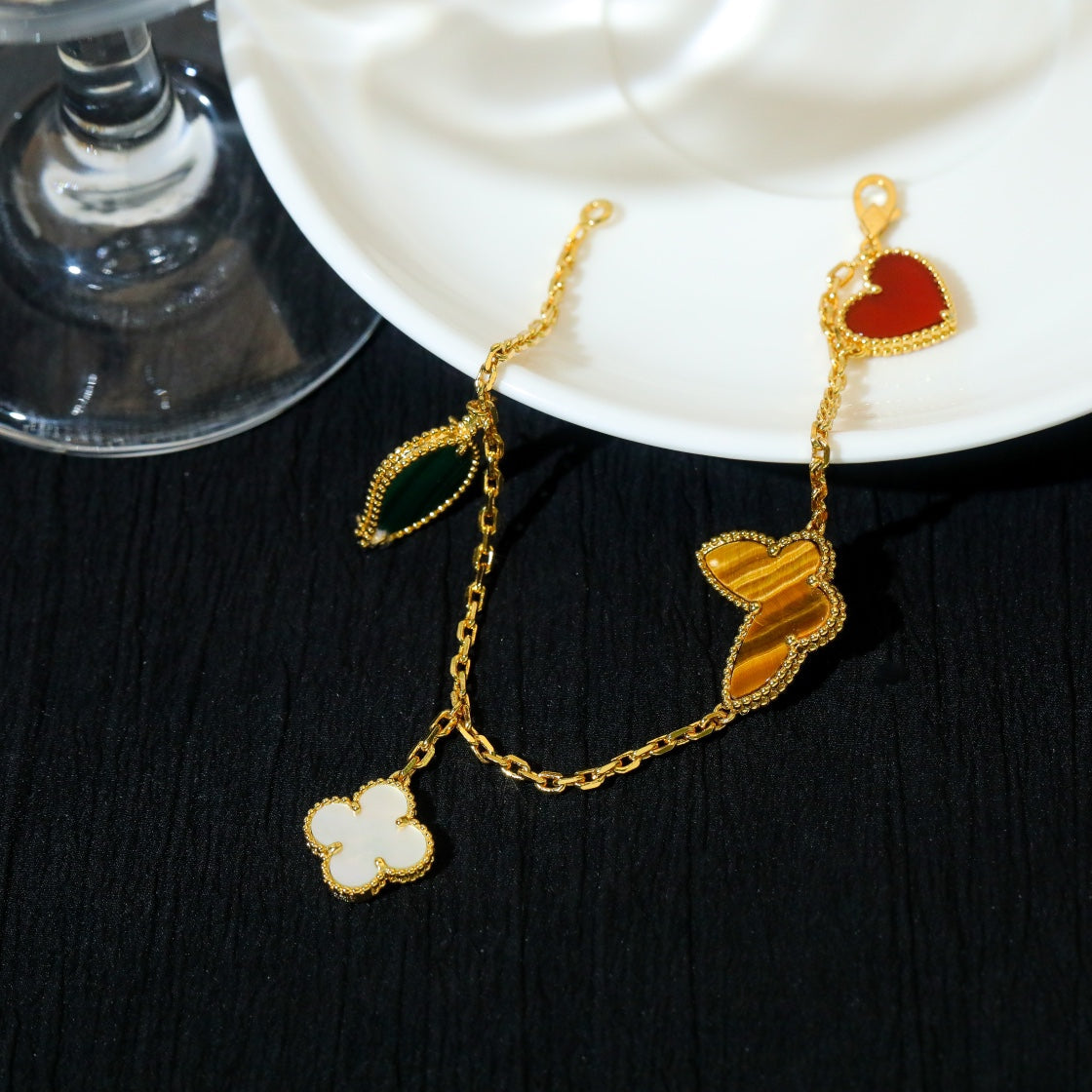 [Luna Brilliance]LUCKY SPRING 5 MOTIF GOLD BRACELET