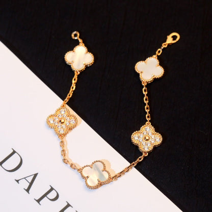 [Luna Brilliance]CLOVER BRACELET 5 MOTIF WHITE MOP DIAMOND