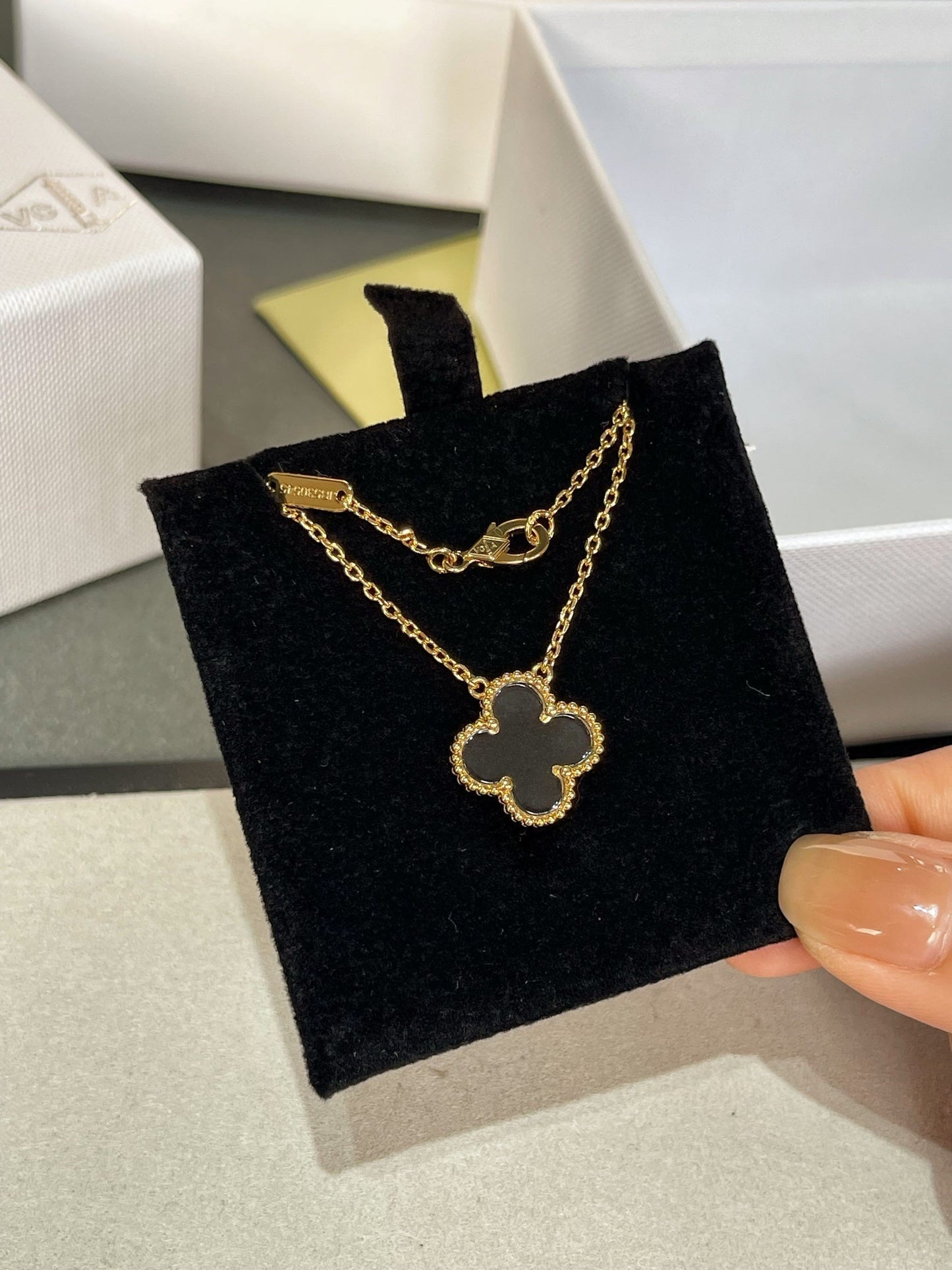 [Luna Brilliance]CLOVER ROCK CRYSTAL ROSE GOLD NECKLACE