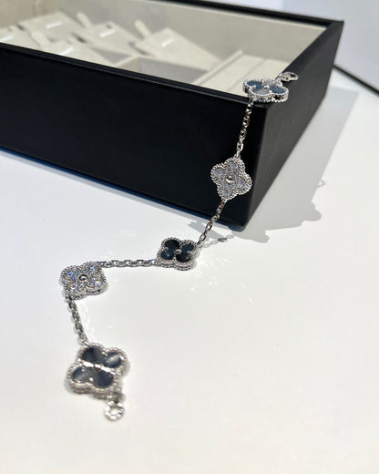 [Luna Brilliance]CLOVER 5 MOTIF SILVER DIAMOND BRACELET