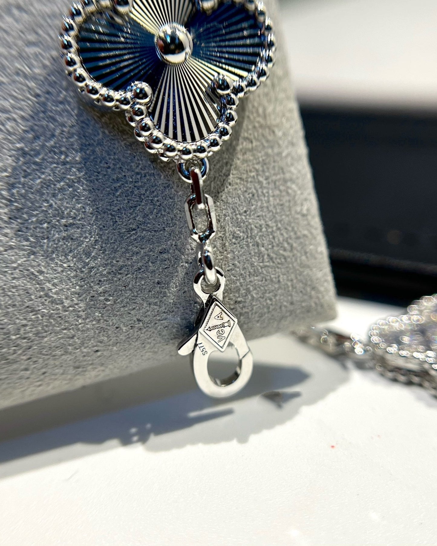 [Luna Brilliance]CLOVER 5 MOTIF SILVER DIAMOND BRACELET