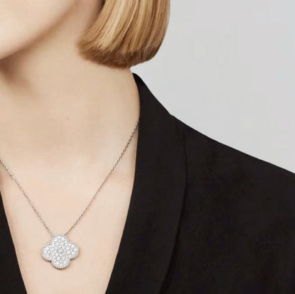 [Luna Brilliance]CLOVER 25MM LARGE PENDANT DIAMOND PAVED SILVER NECKLACE