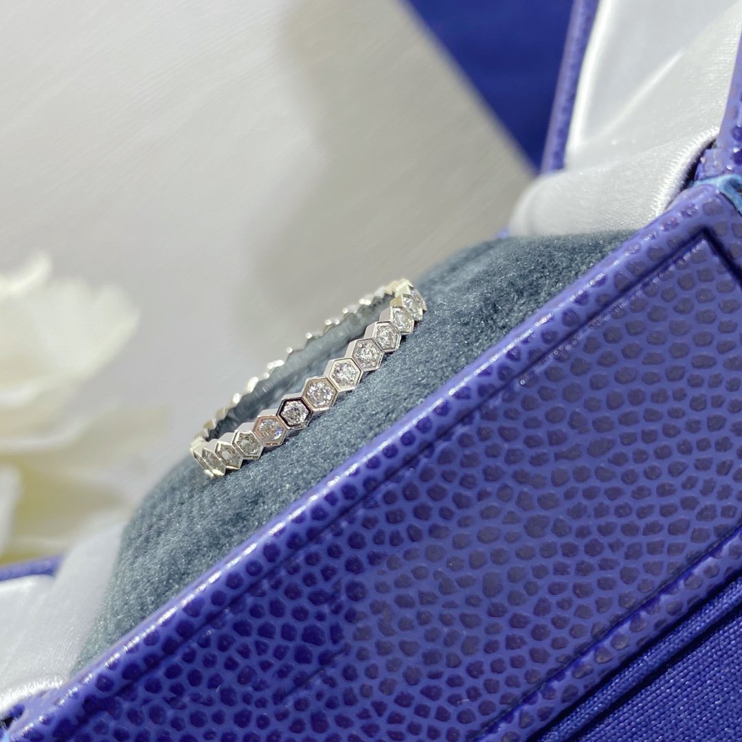 [Luna Brilliance]BEE LOVE DIAMOND PAVED SMALL RING