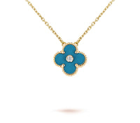 [Luna Brilliance]CLOVER 15MM CHRISTMAS LIMITED EDITION SINGLE FLOWER NECKLACE