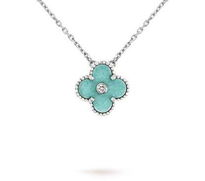 [Luna Brilliance]CLOVER 15MM CHRISTMAS LIMITED EDITION SINGLE FLOWER NECKLACE