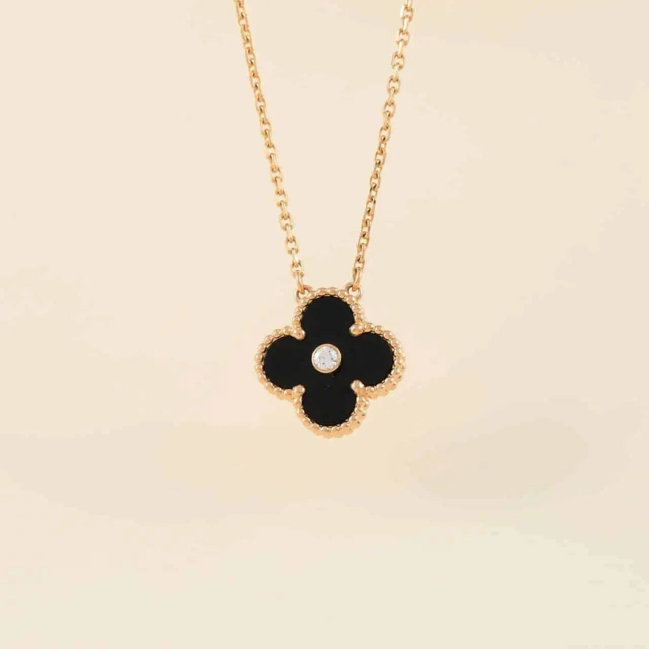 [Luna Brilliance]CLOVER 15MM DIAMOND ONYX NECKLACE